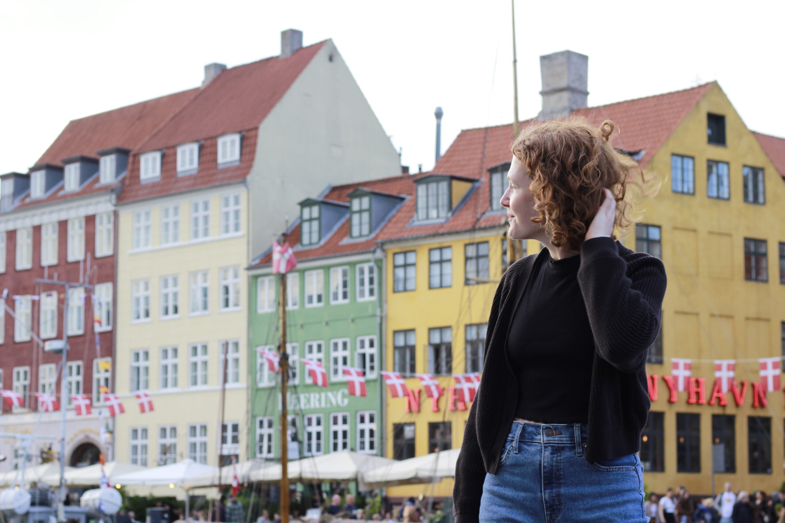 Diese Bild zeigt mich alleine am Nyhavn in Kopenhagen